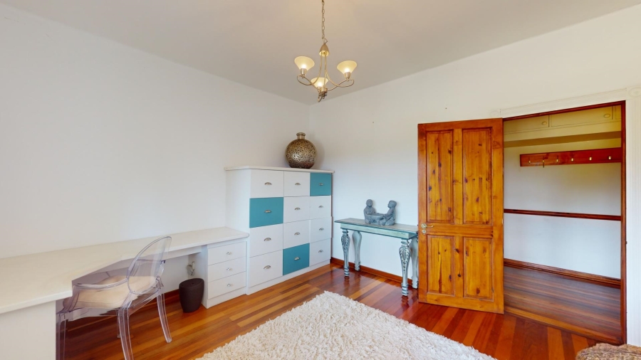 6 Bedroom Property for Sale in Walmer Heights Eastern Cape